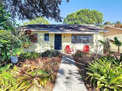 Pre-foreclosure in  89th Ave N Saint Petersburg, FL 33702