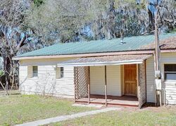 Pre-foreclosure in  SE 51st St Ocklawaha, FL 32179