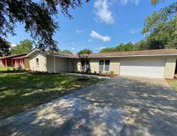 Pre-foreclosure in  NW 27th Ter Gainesville, FL 32653