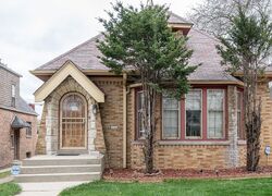  N 62nd St, Milwaukee WI