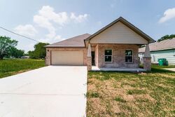 Pre-foreclosure in  Hemphill St Greenville, TX 75401