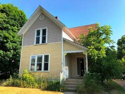 Pre-foreclosure in  W Franklin Ave Reed City, MI 49677