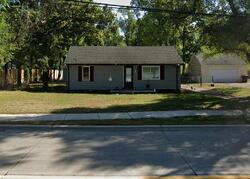 Pre-foreclosure in  Evergreen Rd Southfield, MI 48075