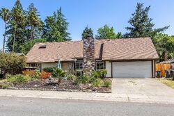 Pre-foreclosure in  Amsell Ct Citrus Heights, CA 95610