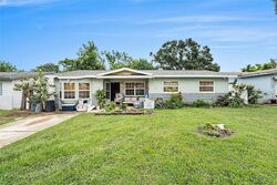 Pre-foreclosure in  30th St N Saint Petersburg, FL 33714