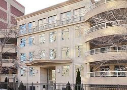 Pre-foreclosure in  N Kenmore Ave c Chicago, IL 60640