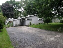 Pre-foreclosure in  Kansas St Geneva, IL 60134
