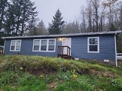 Pre-foreclosure in  Mount Pleasant Rd Kelso, WA 98626