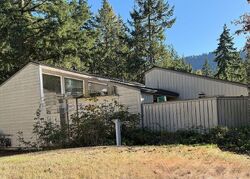 Pre-foreclosure in  LAKE LOUISE DR Bellingham, WA 98229