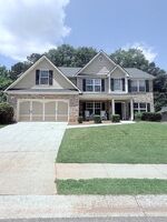 Pre-foreclosure in  RIVER ROCK CIR Jefferson, GA 30549