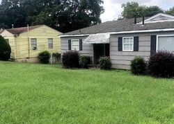 Pre-foreclosure in  17TH ST SW Birmingham, AL 35211
