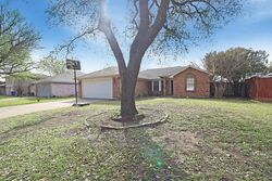 Pre-foreclosure in  HASTINGS DR Mansfield, TX 76063