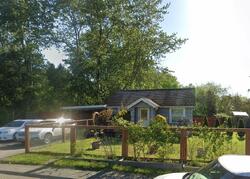 Pre-foreclosure in  Bennett Dr Bellingham, WA 98225