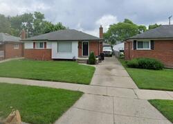 Pre-foreclosure in  Tecumseh Redford, MI 48239