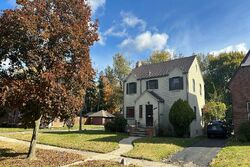 Pre-foreclosure in  Shaftsbury Ave Detroit, MI 48219