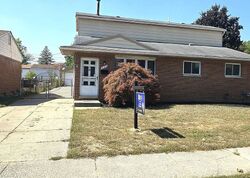 Pre-foreclosure in  S Wildwood St Westland, MI 48186