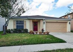 Pre-foreclosure in  Sonnet Glen Dr Wesley Chapel, FL 33543