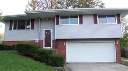 Pre-foreclosure in  W WARWICK DR Peoria, IL 61614