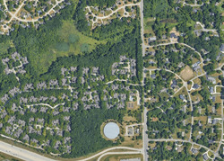 Pre-foreclosure in  RAVINEVIEW CT Bloomfield Hills, MI 48304