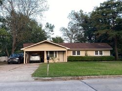 Pre-foreclosure in  S COLORADO ST Greenville, MS 38703