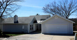 Pre-foreclosure in  EAGLE DR Forsyth, MO 65653