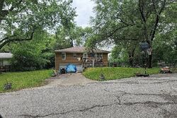 Pre-foreclosure in  N CAMPBELL ST Kansas City, MO 64155