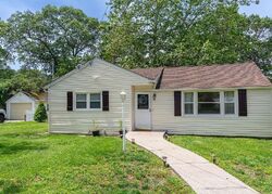 Pre-foreclosure in  Adirondack Dr Selden, NY 11784