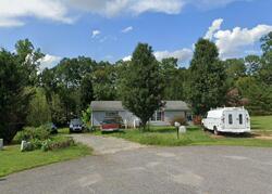 Pre-foreclosure in  Carolina Wren Dr Mooresville, NC 28115