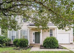 Pre-foreclosure in  Hampshire Dr Mooresville, NC 28115