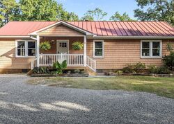 Pre-foreclosure in  Crystal Ct Hampstead, NC 28443