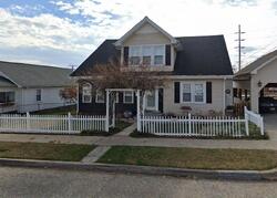 Pre-foreclosure in  BERRY ST Kingsport, TN 37664