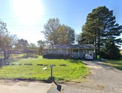 Pre-foreclosure in  W 5th St Stuttgart, AR 72160