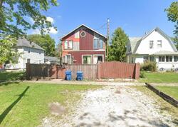 Pre-foreclosure in  E Maple St Hoopeston, IL 60942