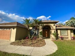Pre-foreclosure in  92ND LN N Loxahatchee, FL 33470