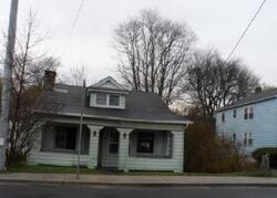 Pre-foreclosure in  COOKE ST Waterbury, CT 06710