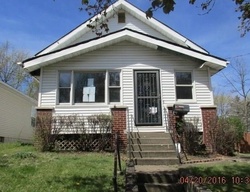 Pre-foreclosure in  SAWYER AVE Akron, OH 44310