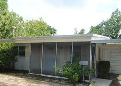 Pre-foreclosure in  W QUAYLE AVE Eustis, FL 32726