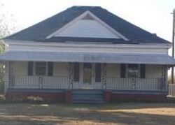 Pre-foreclosure in  MIKADO AVE Macon, GA 31206