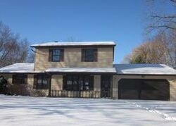 Pre-foreclosure in  SANDHILL DR Green Bay, WI 54313