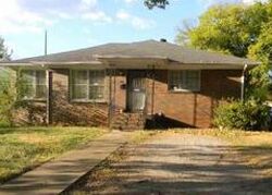 Pre-foreclosure in  40TH PL Fairfield, AL 35064