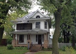  W Main St, Belle Plaine MN