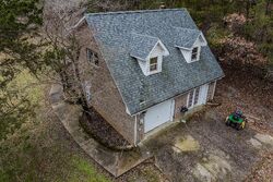  Vernon Creek Rd, Cunningham TN