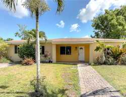 Pre-foreclosure in  SW 49TH ST Miami, FL 33155