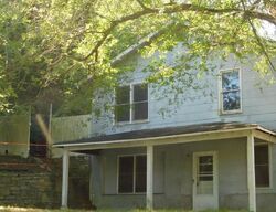  Hickory Ln, Eureka MO