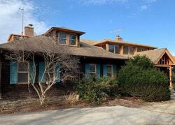 Pre-foreclosure in  PAPER MILL RD Glenside, PA 19038