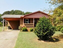  James Ave, Courtland AL