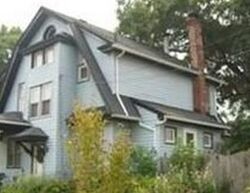 Pre-foreclosure in  TATUM ST Woodbury, NJ 08096