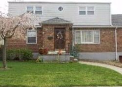 Pre-foreclosure in  LAFAYETTE AVE Rockville Centre, NY 11570
