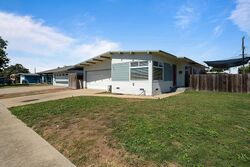  Rainier Dr, Salinas CA