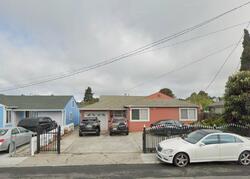 Pre-foreclosure in  ROLLINGWOOD DR San Pablo, CA 94806